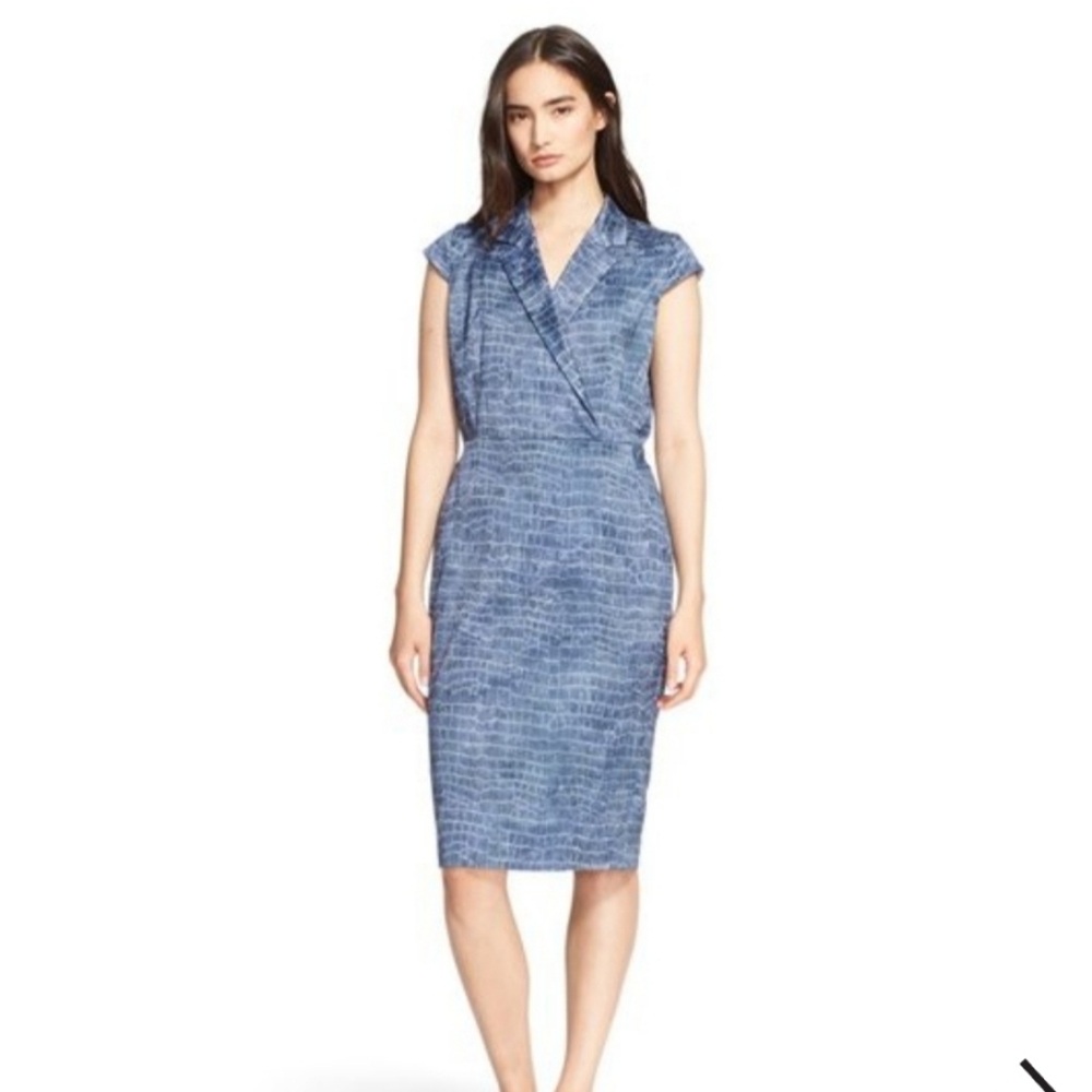 Max Mara Size 10 'Nichols' Blue Crocodile Print Pencil Cut Designer Dress